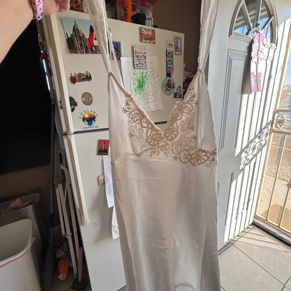Linea Donatella Cream Chemise with Lace Detail